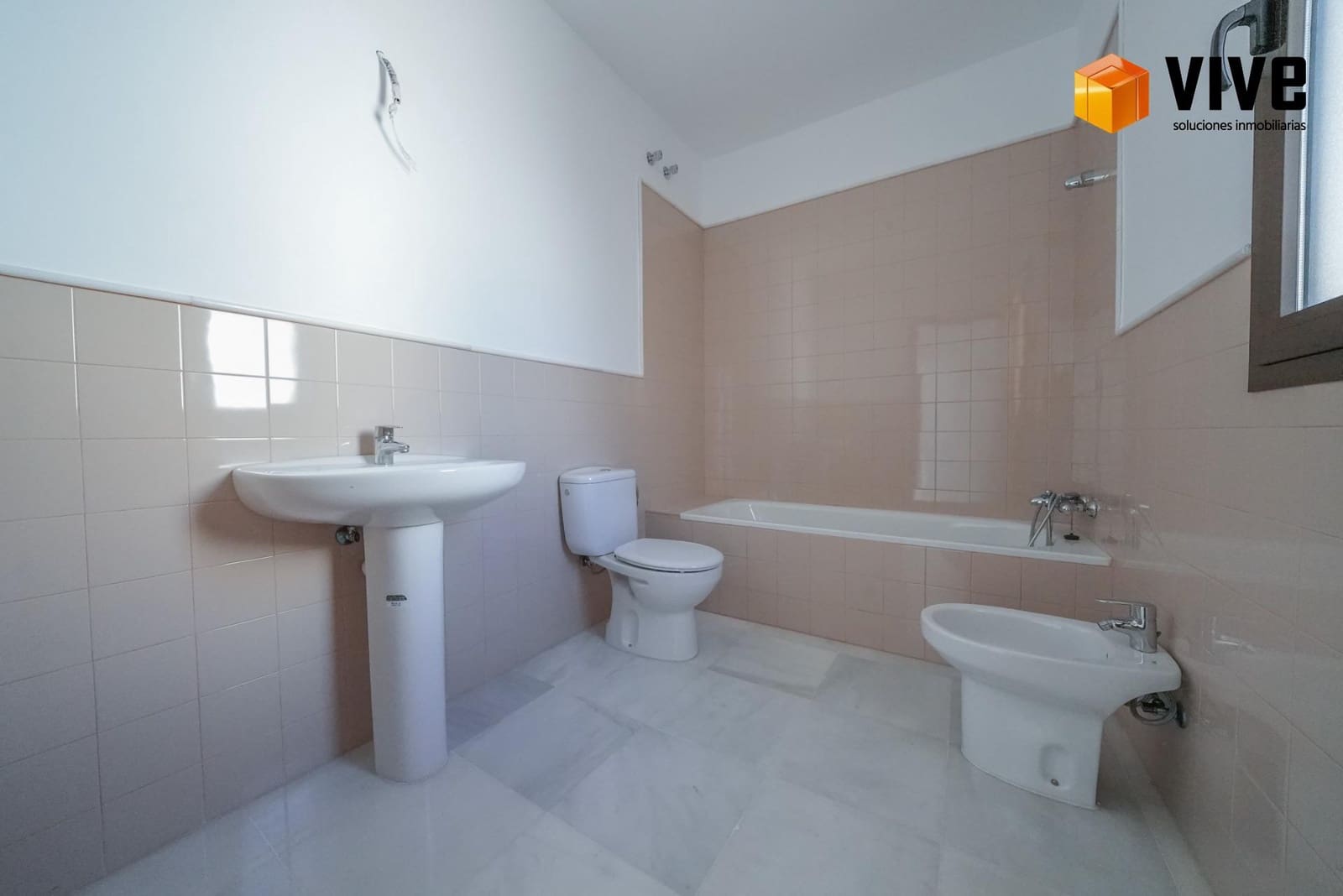 5 soveværelse Byhus til salg i Sevilla by med garage - € 730.000 (Ref: 10171551)