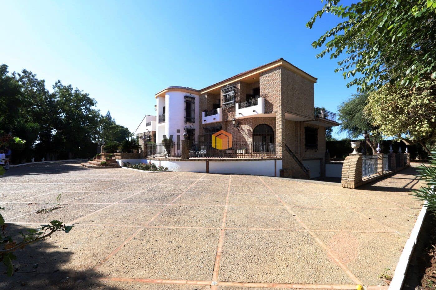 14 soveværelse Villa til salg i Espartinas med swimmingpool garage - € 3.120.000 (Ref: 8239635)