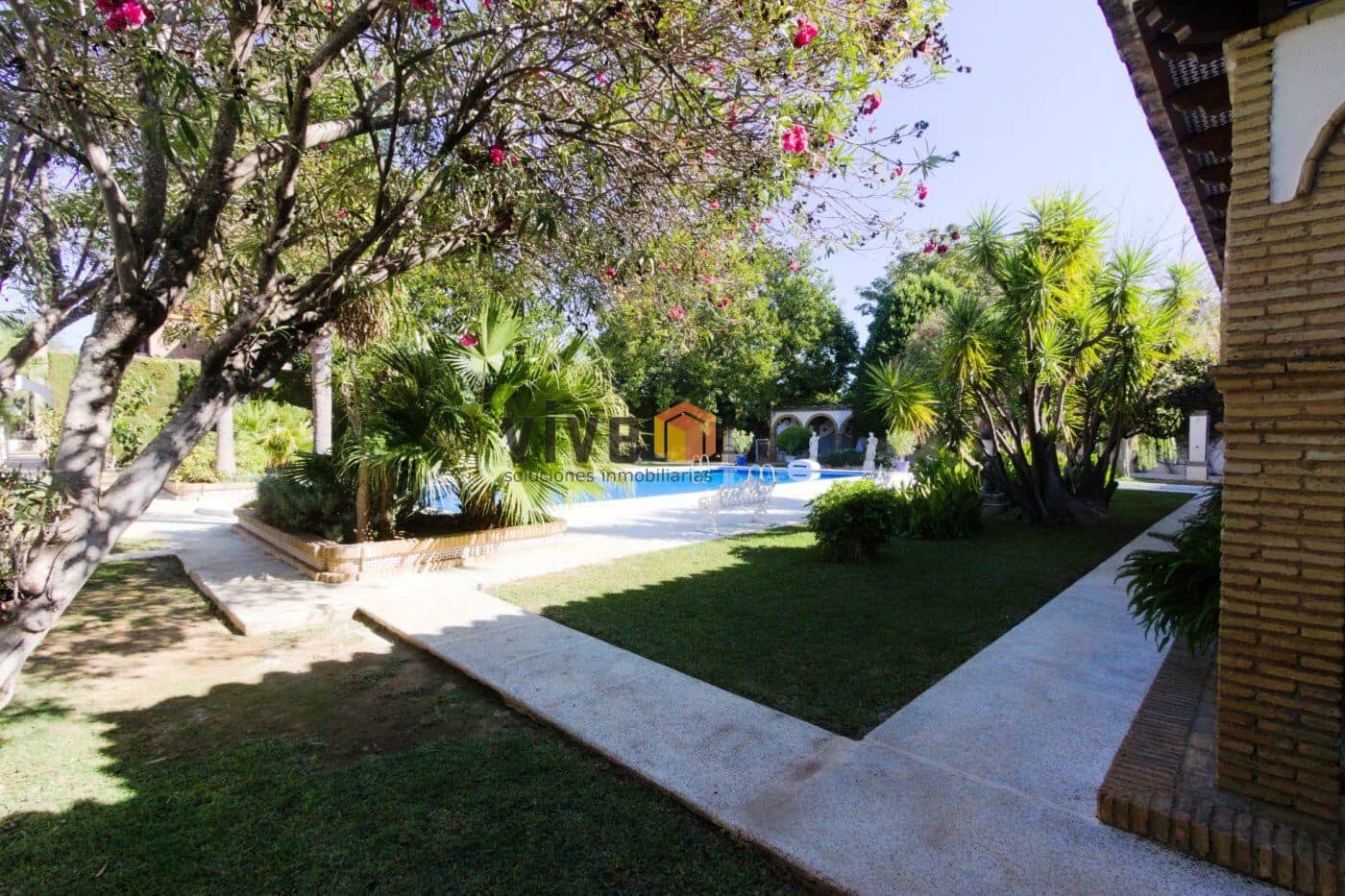 14 soveværelse Villa til salg i Espartinas med swimmingpool garage - € 3.120.000 (Ref: 8239635)