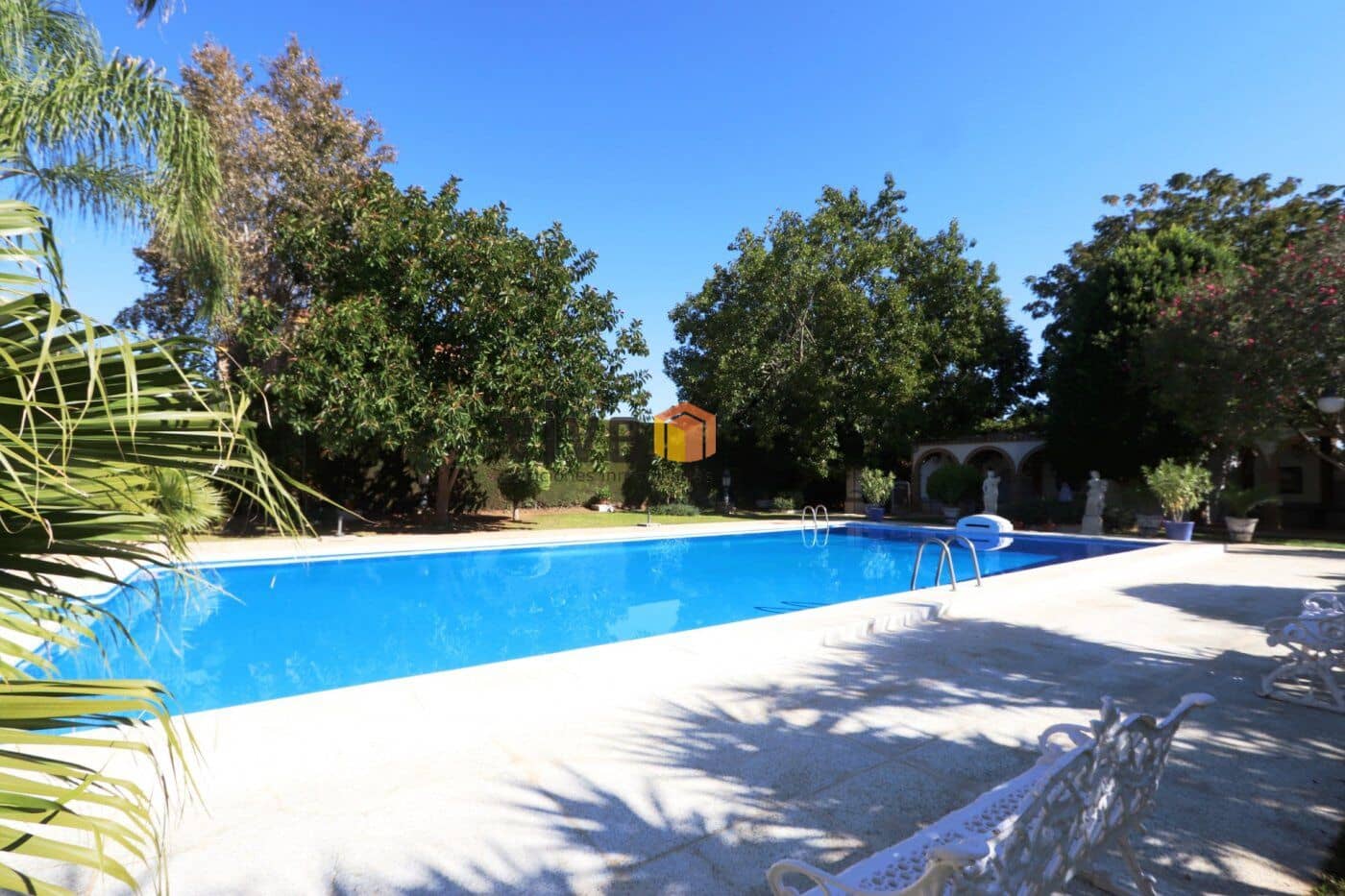 14 soveværelse Villa til salg i Espartinas med swimmingpool garage - € 3.120.000 (Ref: 8239635)