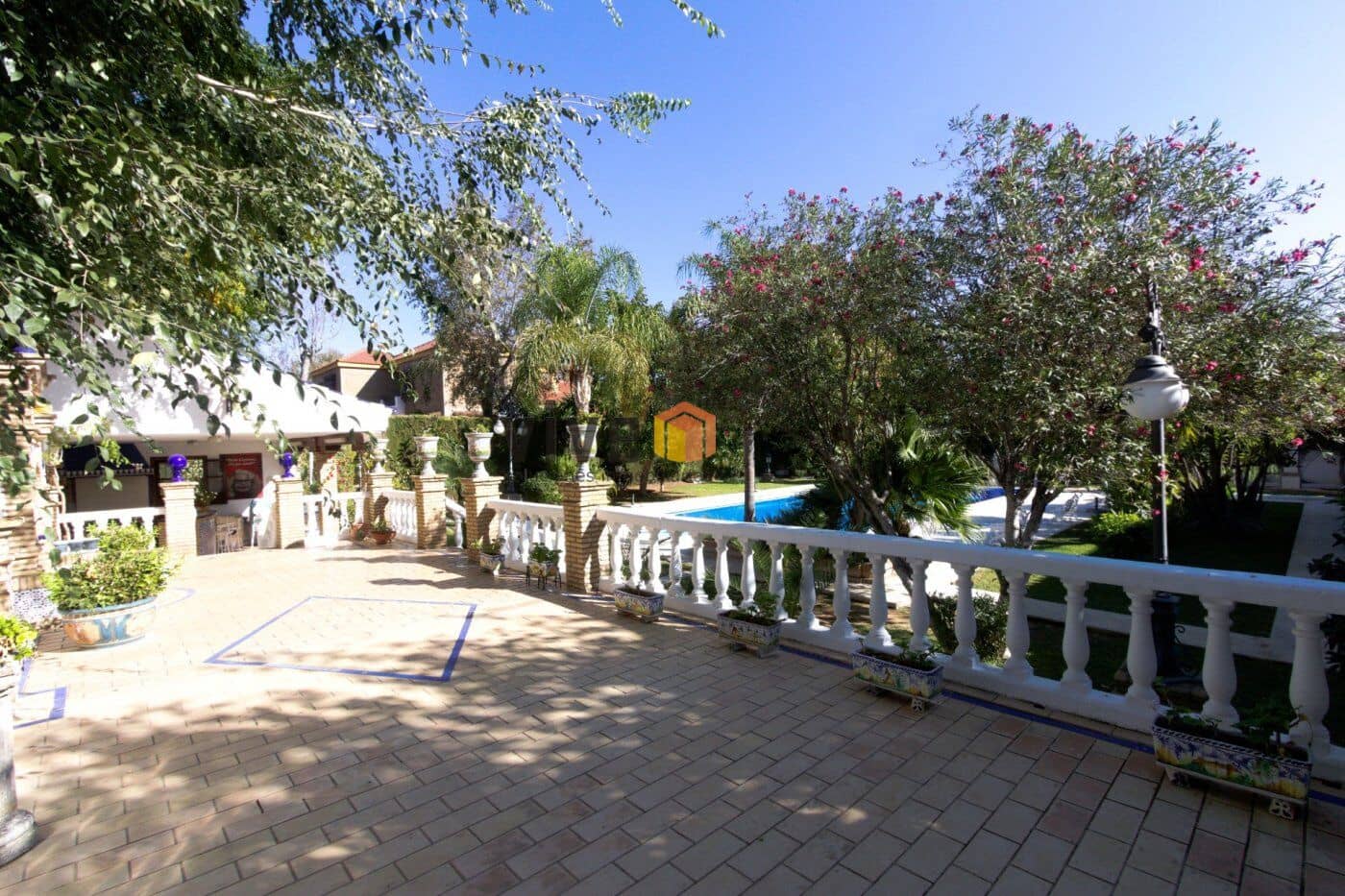 14 soveværelse Villa til salg i Espartinas med swimmingpool garage - € 3.120.000 (Ref: 8239635)