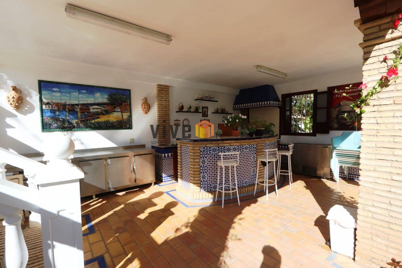 14 soverom Villa til salgs i Espartinas med svømmebasseng garasje - € 3 120 000 (Ref: 8239635)