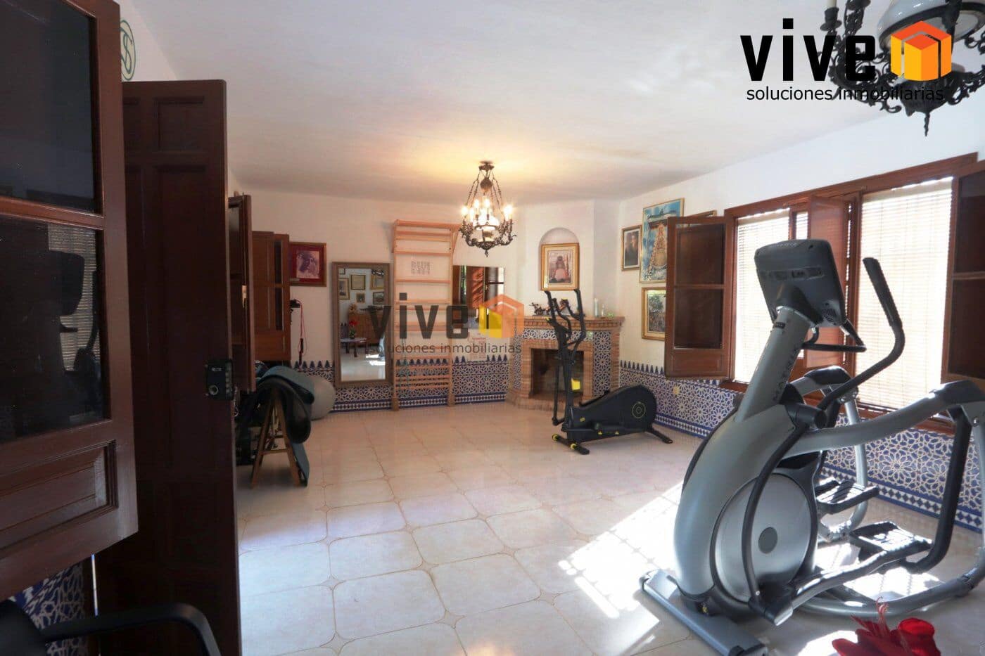 14 chambre Villa/Maison à vendre à Espartinas avec piscine garage - 3 120 000 € (Ref: 8239635)