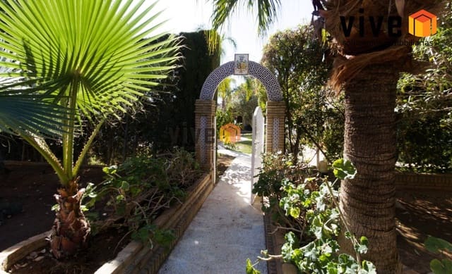 14 quarto Moradia para venda em Espartinas com piscina garagem - 3 120 000 € (Ref: 8239635)