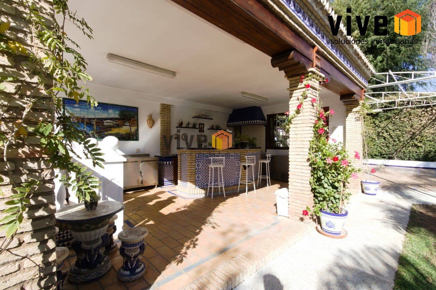 14 chambre Villa/Maison à vendre à Espartinas avec piscine garage - 3 120 000 € (Ref: 8239635)