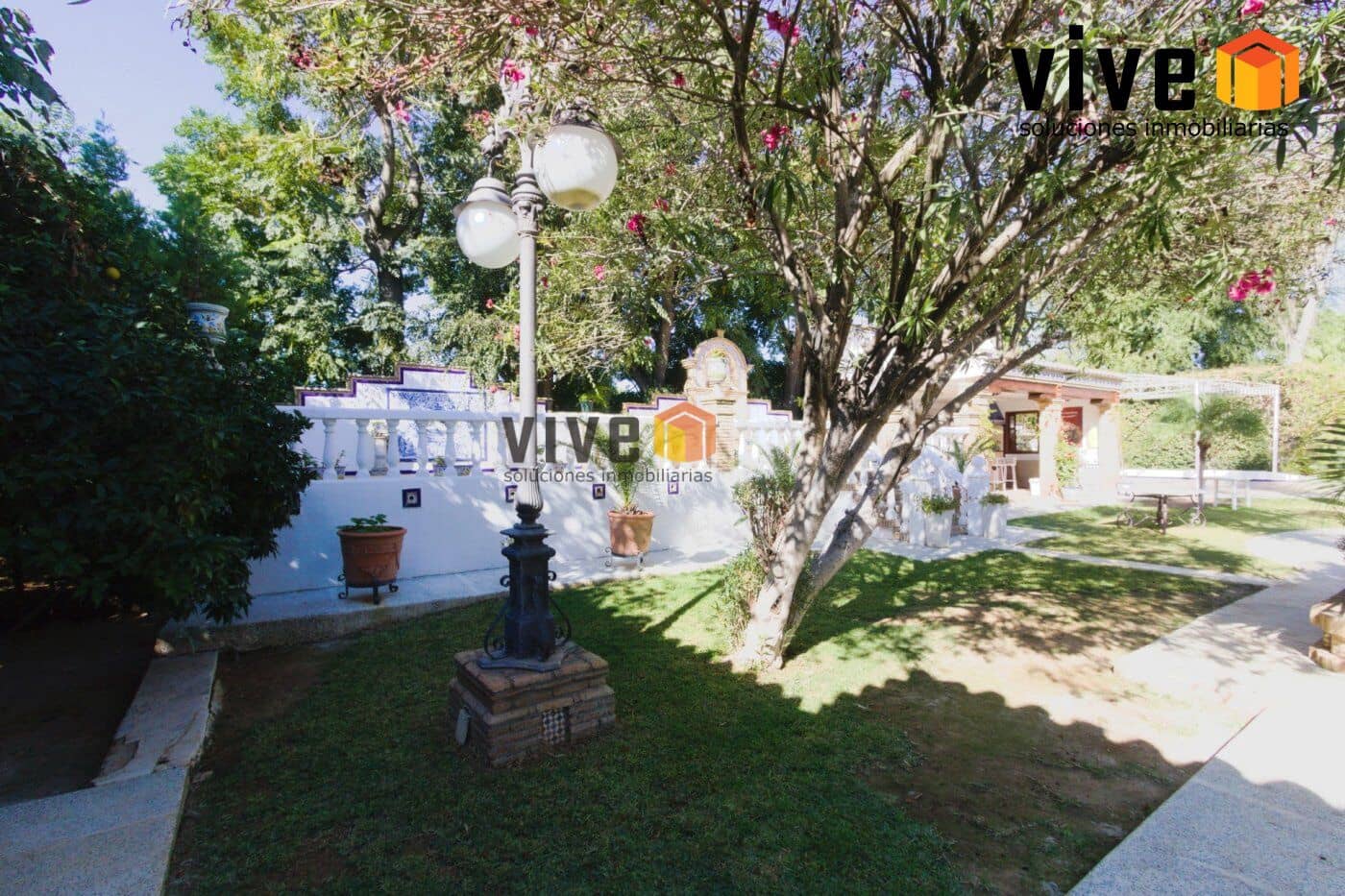 14 chambre Villa/Maison à vendre à Espartinas avec piscine garage - 3 120 000 € (Ref: 8239635)