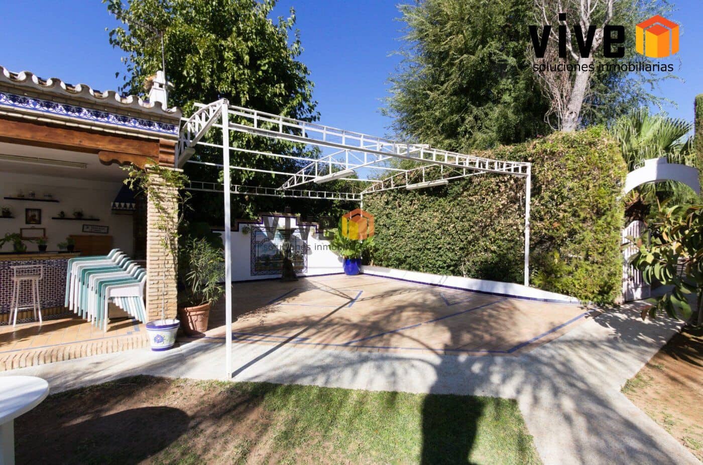 14 chambre Villa/Maison à vendre à Espartinas avec piscine garage - 3 120 000 € (Ref: 8239635)