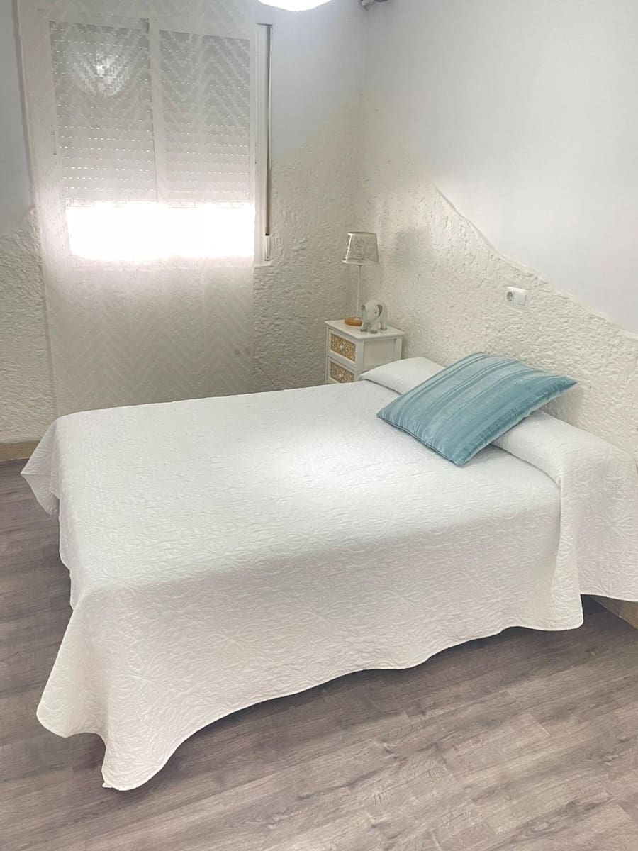 8 sypialnia Finka/Dom wiejski na sprzedaż w Zafra z basenem garażem - 482 670 € (Ref: 8239647)