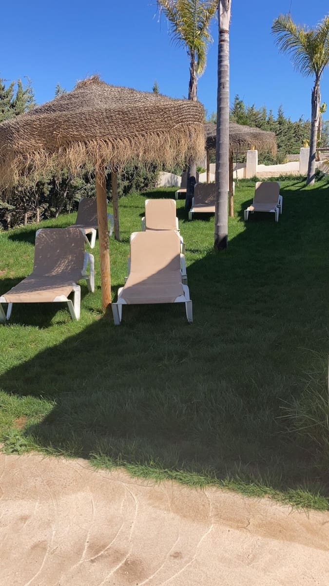 8 sypialnia Finka/Dom wiejski na sprzedaż w Zafra z basenem garażem - 482 670 € (Ref: 8239647)