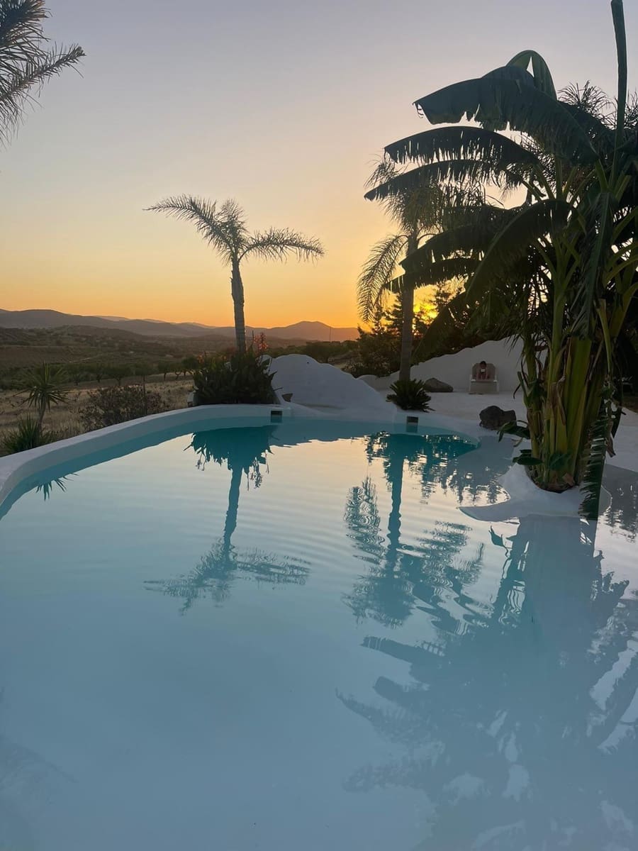 8 sypialnia Finka/Dom wiejski na sprzedaż w Zafra z basenem garażem - 482 670 € (Ref: 8239647)