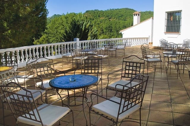 24 bedroom Hotel for sale in Galaroza with pool garage - € 1,200,000 (Ref: 8239651)