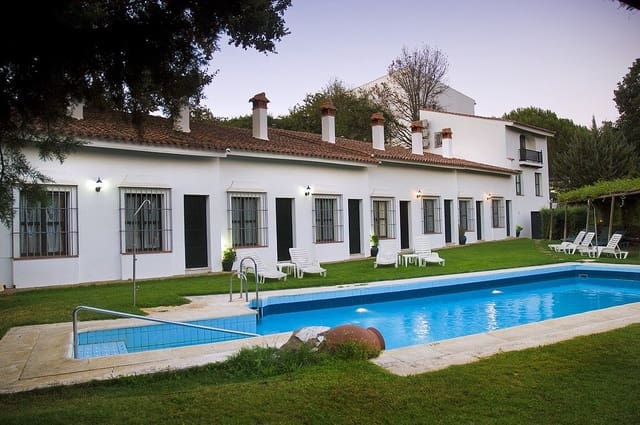 24 bedroom Hotel for sale in Galaroza with pool garage - € 1,200,000 (Ref: 8239651)