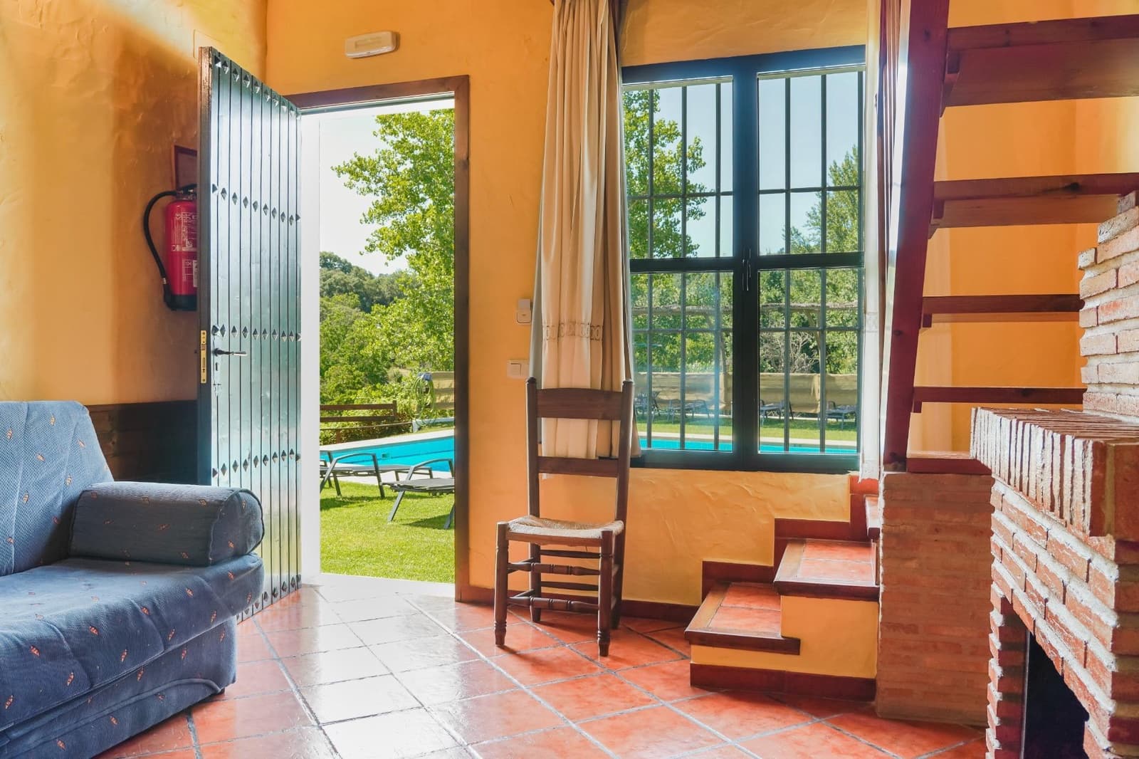 24 soveværelse Hotel til salg i Galaroza med swimmingpool garage - € 1.200.000 (Ref: 8239651)