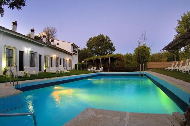 24 bedroom Hotel for sale in Galaroza with pool garage - € 1,200,000 (Ref: 8239651)
