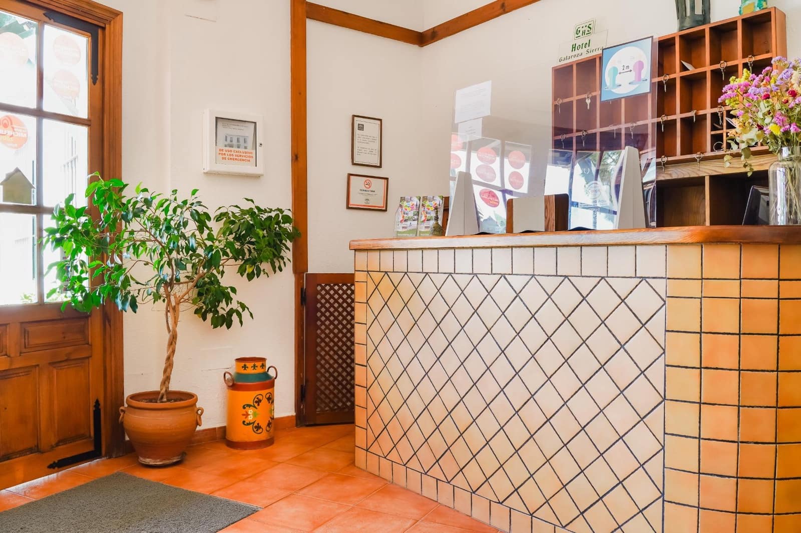 24 bedroom Hotel for sale in Galaroza with pool garage - € 1,200,000 (Ref: 8239651)