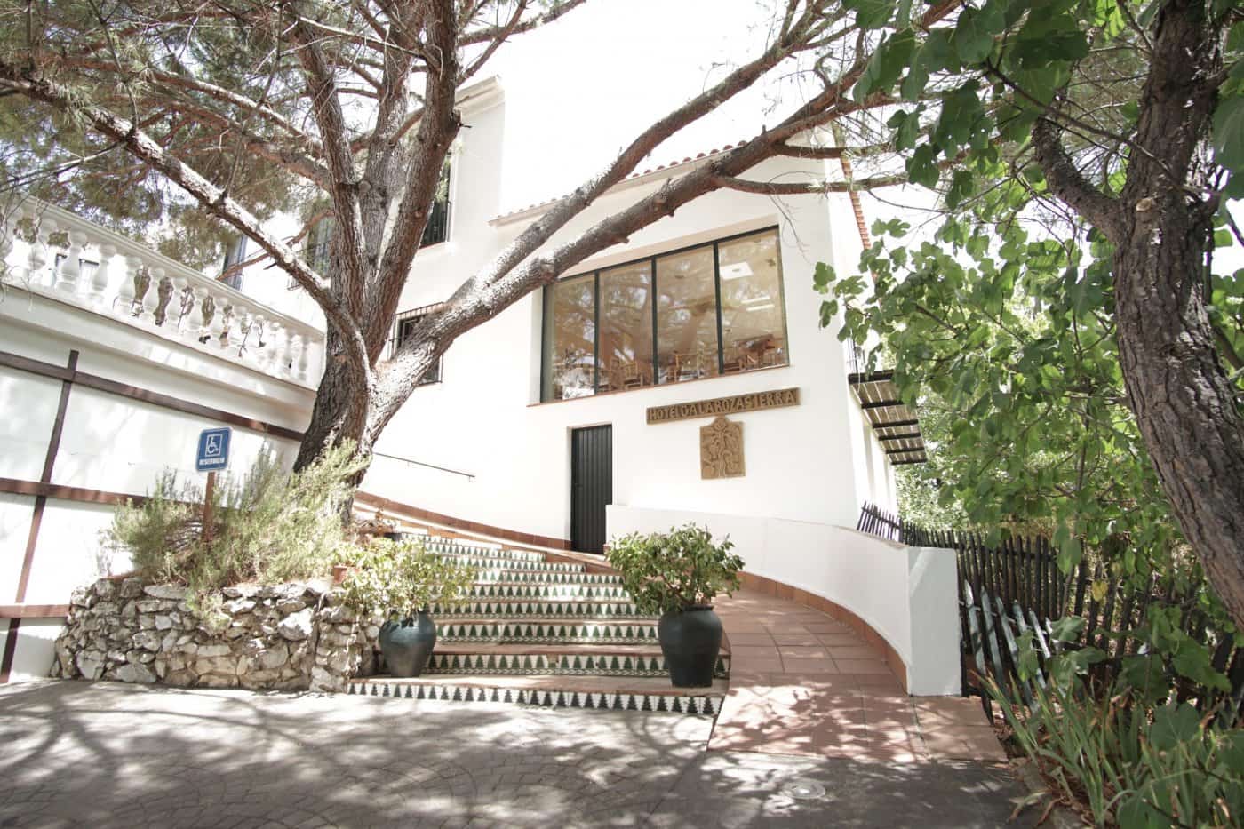 24 bedroom Hotel for sale in Galaroza with pool garage - € 1,200,000 (Ref: 8239651)