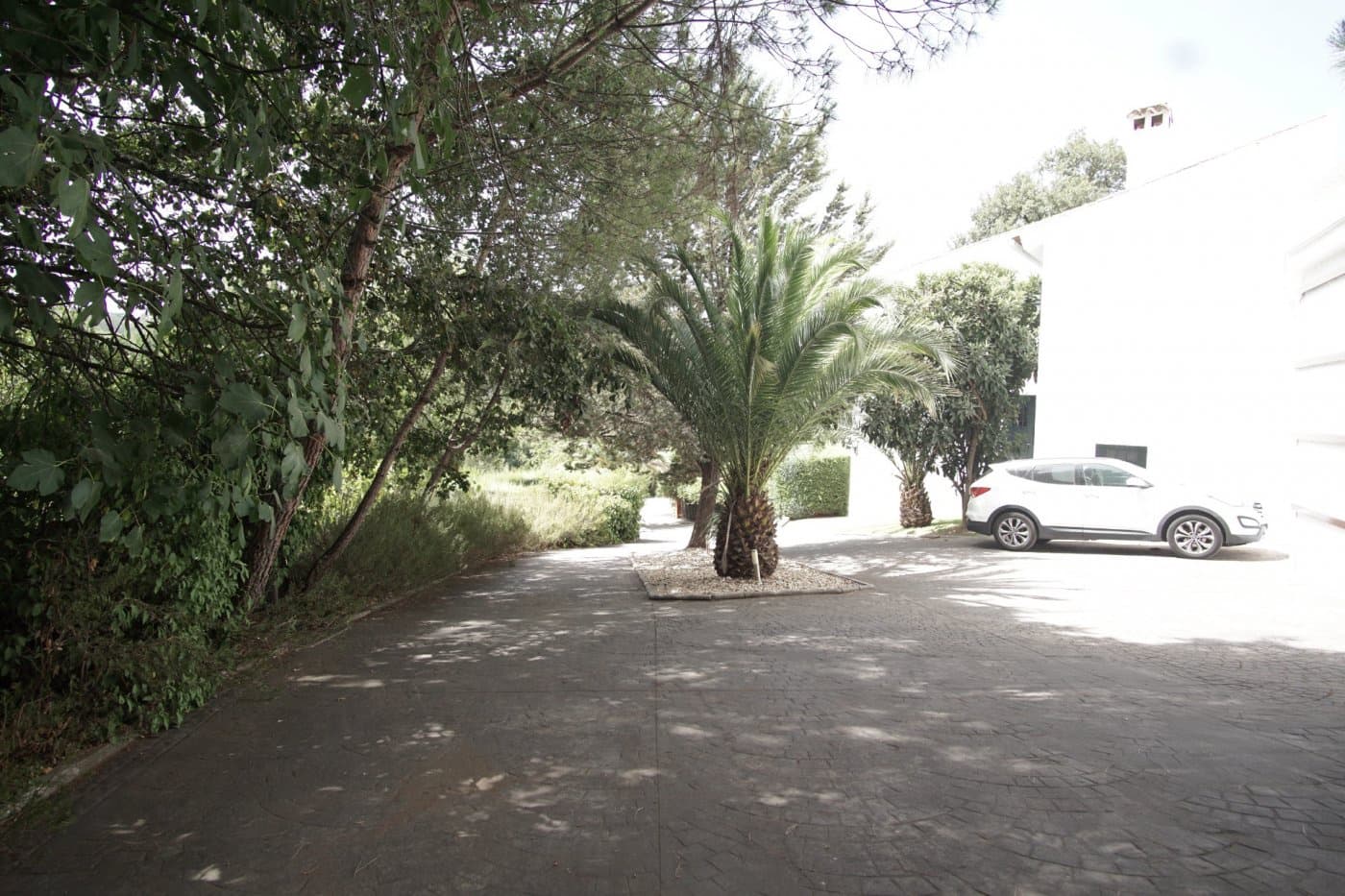 24 bedroom Hotel for sale in Galaroza with pool garage - € 1,200,000 (Ref: 8239651)