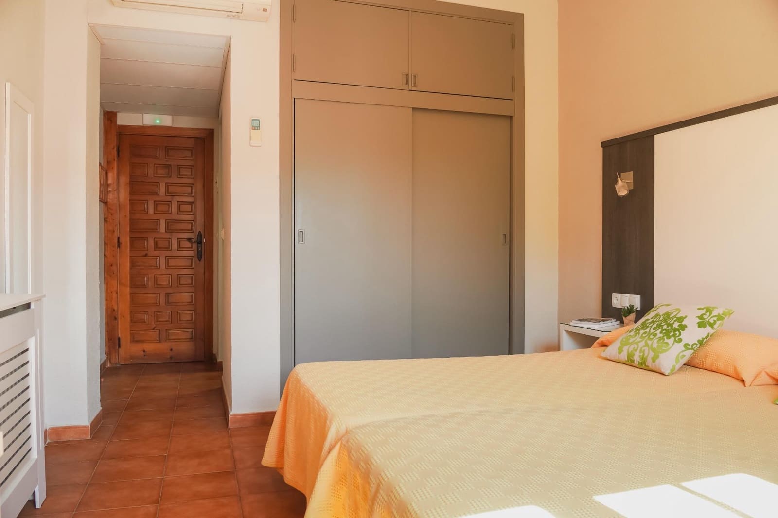 24 bedroom Hotel for sale in Galaroza with pool garage - € 1,200,000 (Ref: 8239651)