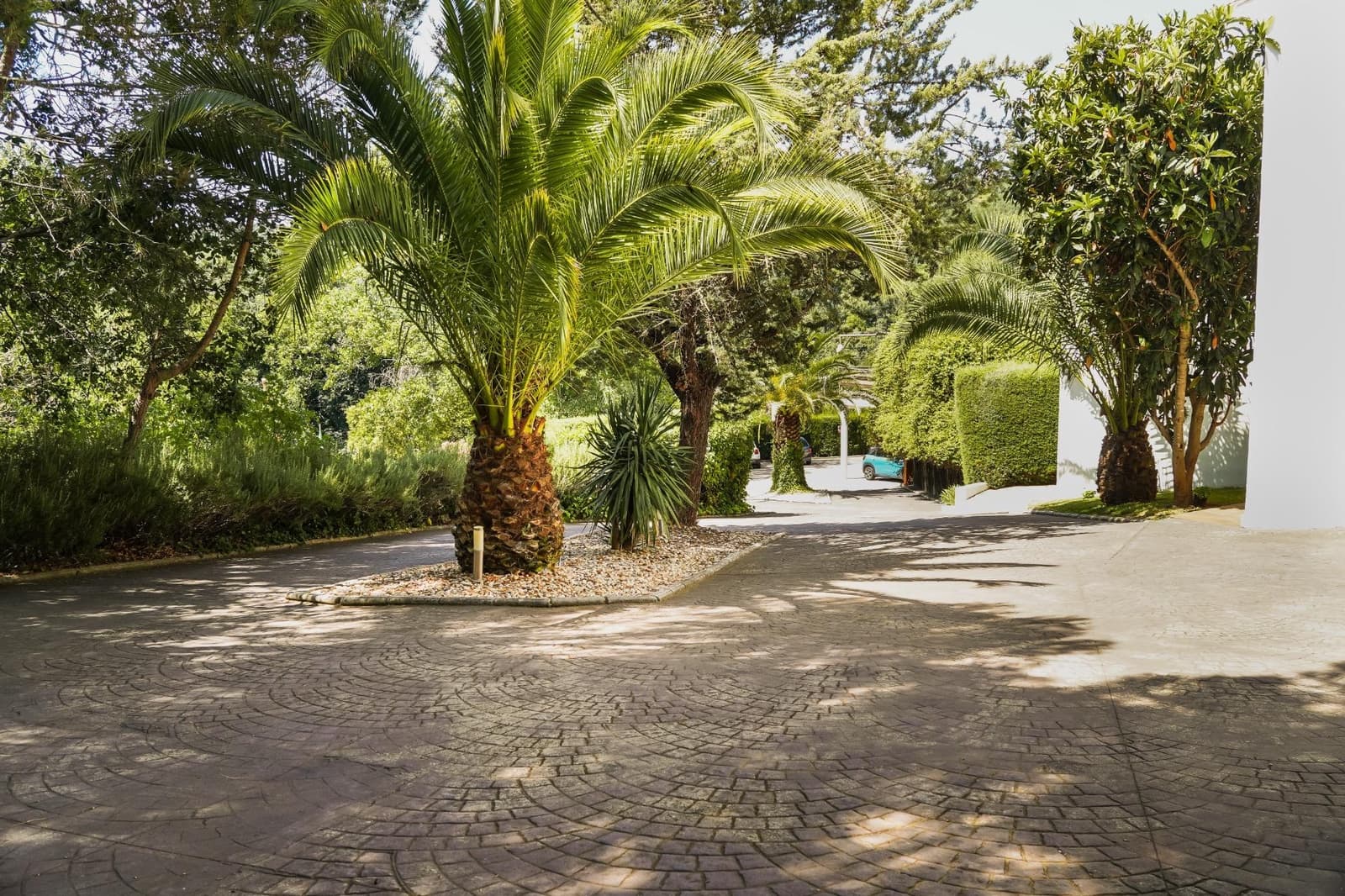 24 bedroom Hotel for sale in Galaroza with pool garage - € 1,200,000 (Ref: 8239651)