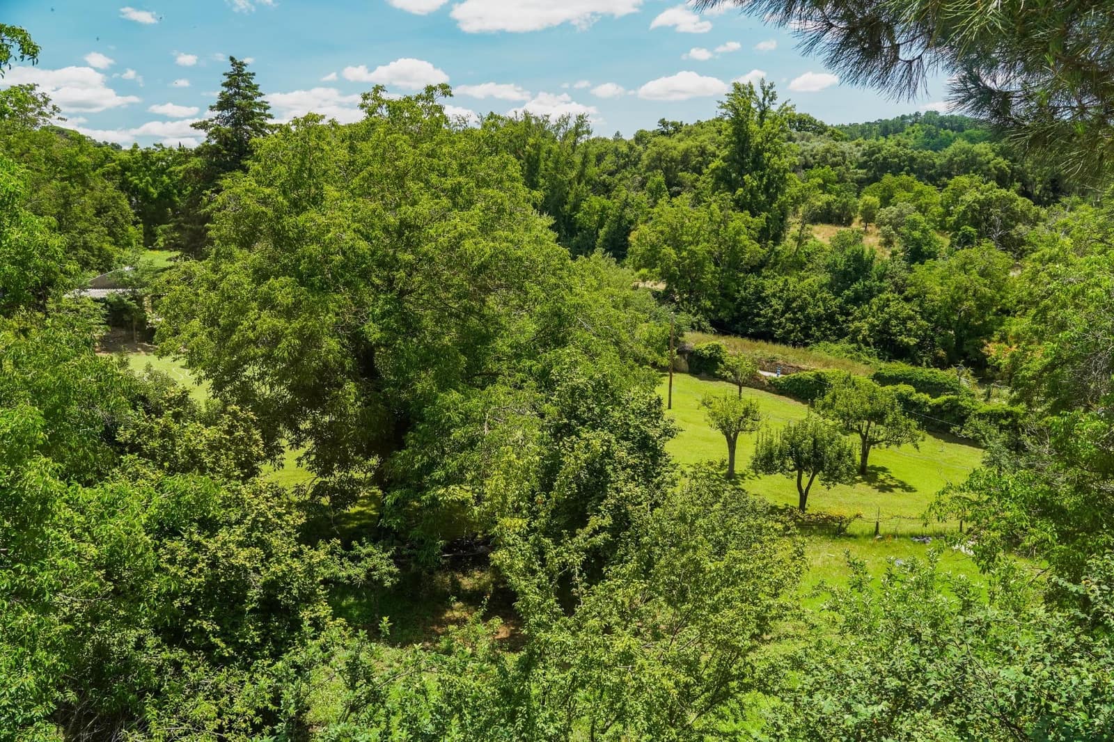 24 bedroom Hotel for sale in Galaroza with pool garage - € 1,200,000 (Ref: 8239651)