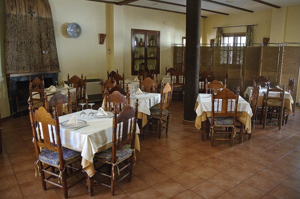 24 bedroom Hotel for sale in Galaroza with pool garage - € 1,200,000 (Ref: 8239651)