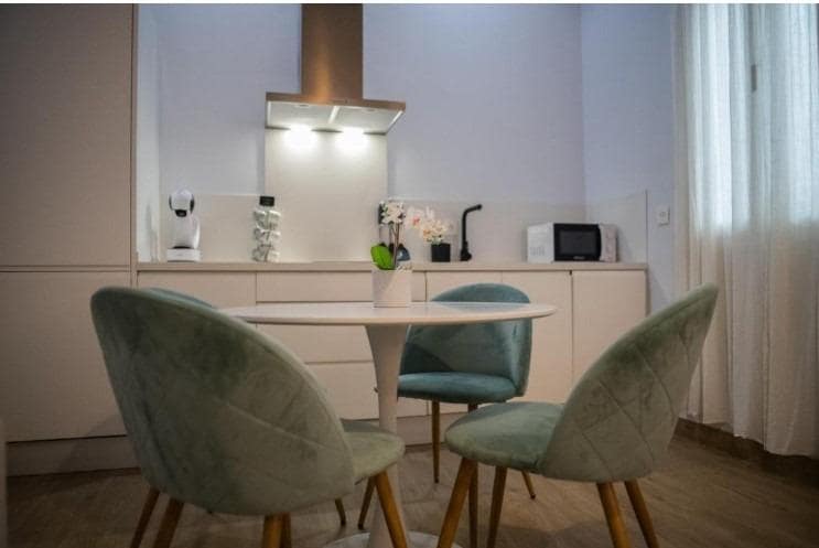 20 makuuhuone Hotelli myytävänä paikassa El Puerto de Santa Maria mukana uima-altaan - 2 096 800 € (Ref: 8371064)