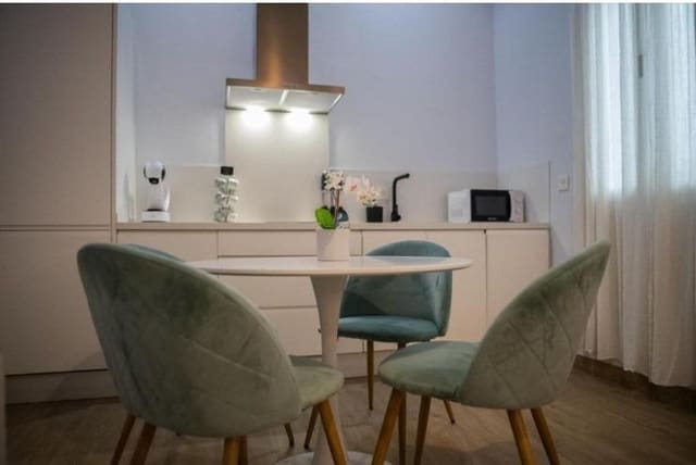 20 soverom Hotell til salgs i El Puerto de Santa María med svømmebasseng - € 2 096 800 (Ref: 8371064)