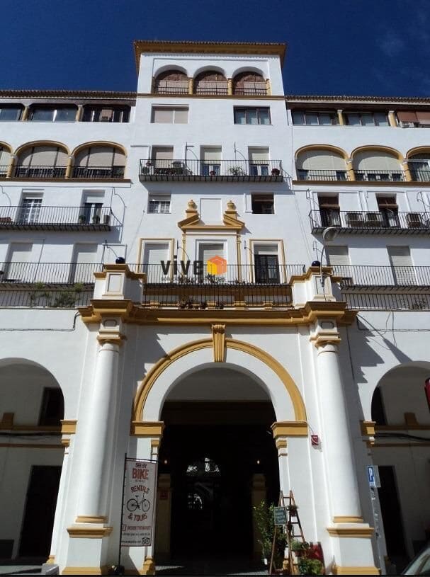 5 soveværelse Lejlighed til salg i Sevilla by med garage - € 1.120.000 (Ref: 8662347)