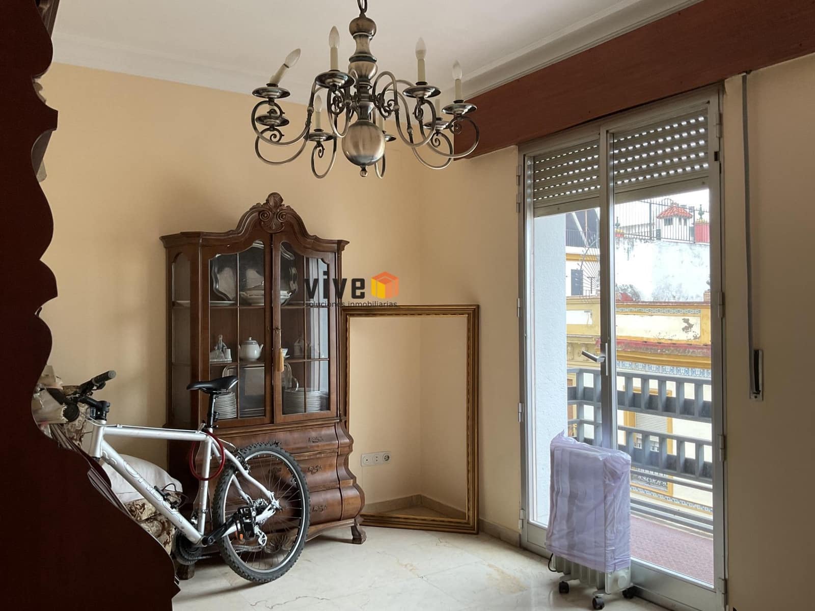 5 soveværelse Lejlighed til salg i Sevilla by med garage - € 1.120.000 (Ref: 8662347)