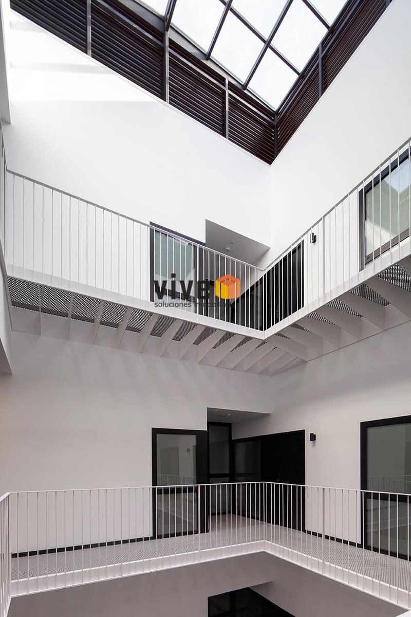 24 soveværelse Lejlighed til salg i Sevilla by - € 3.320.000 (Ref: 8905329)