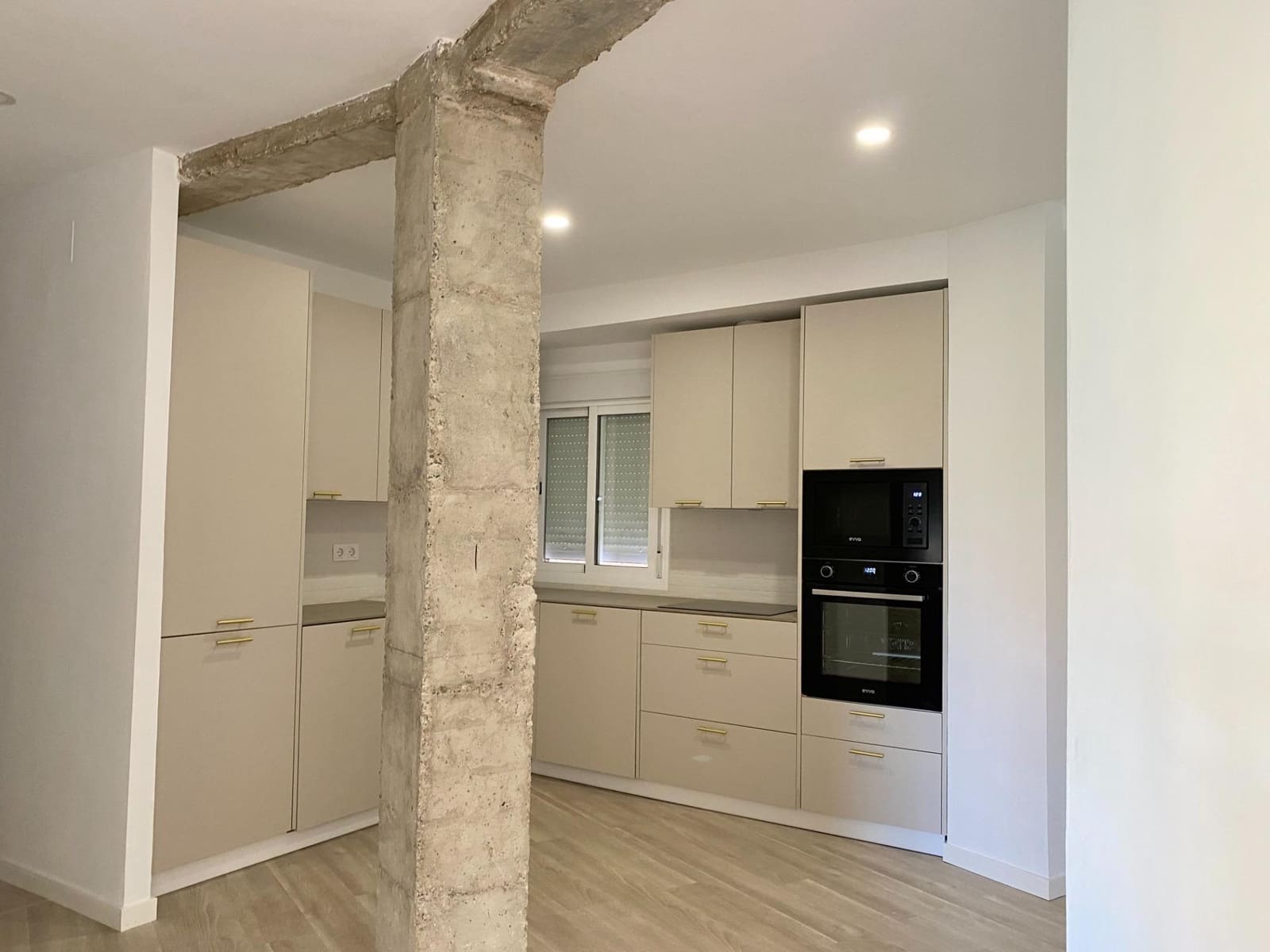 4 sovrum Lägenhet till salu i Sevilla stad - 549 000 € (Ref: 9382713)