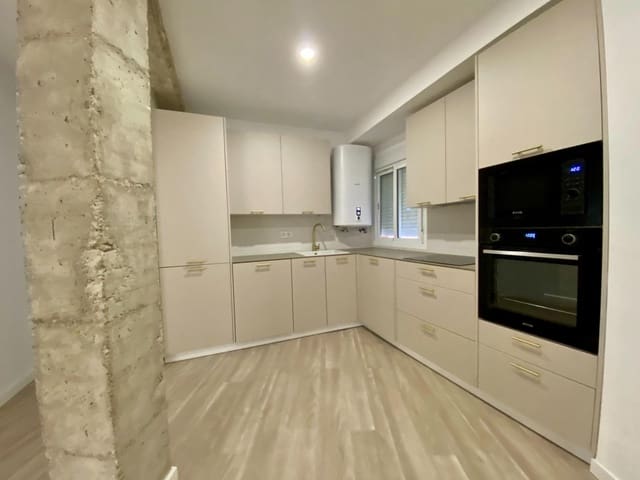 4 quarto Apartamento para venda em El Porvenir, Sevilha cidade - 549 000 € (Ref: 9382713)