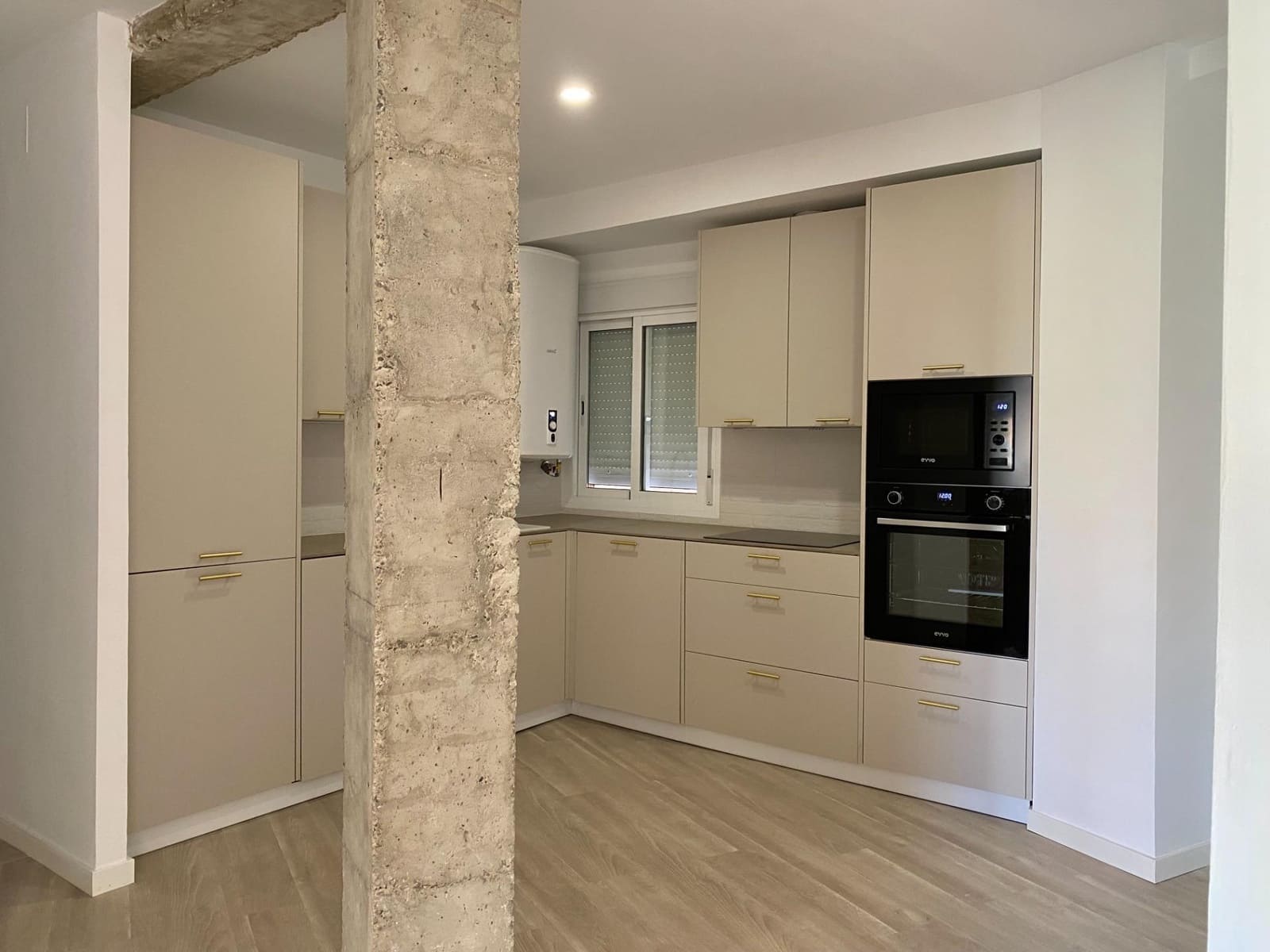 4 sovrum Lägenhet till salu i Sevilla stad - 549 000 € (Ref: 9382713)