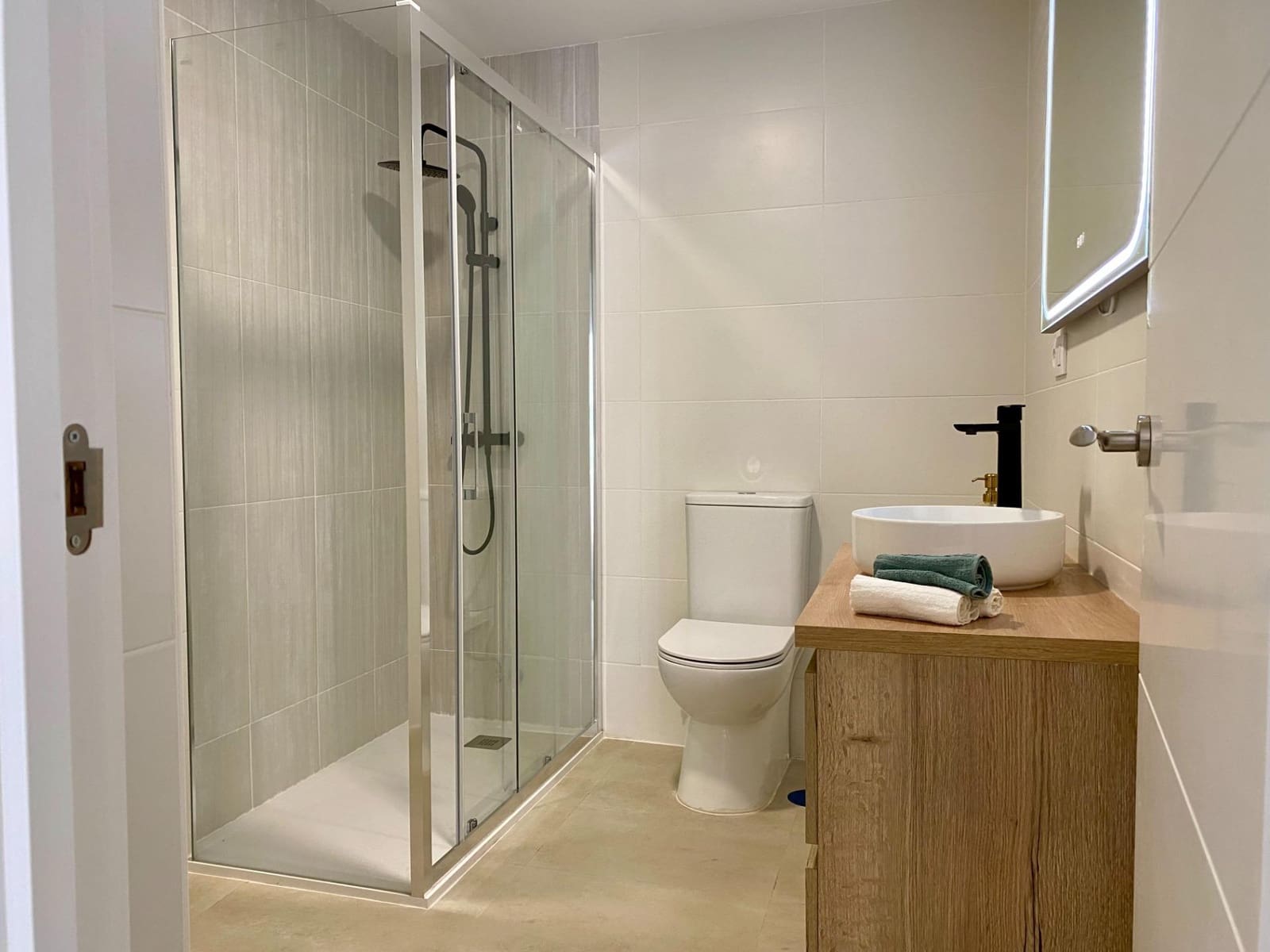 4 sypialnia Mieszkanie na sprzedaż w Miasto Sewilla - 399 000 € (Ref: 9382715)