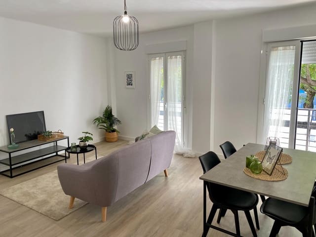 4 soveværelse Lejlighed til salg i Nervión, Sevilla by - € 399.000 (Ref: 9382715)