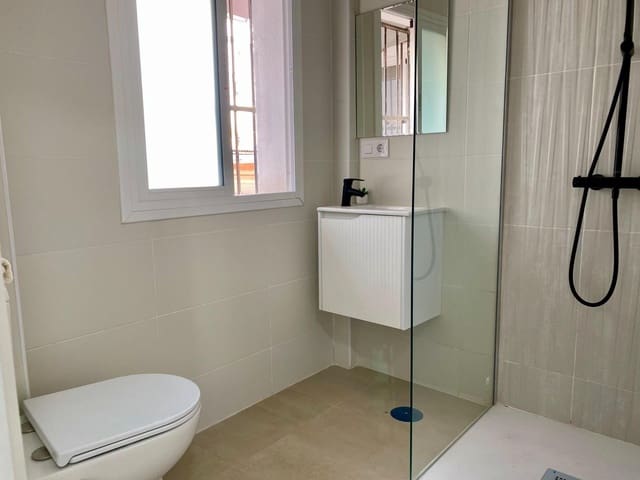 4 soveværelse Lejlighed til salg i Nervión, Sevilla by - € 399.000 (Ref: 9382715)