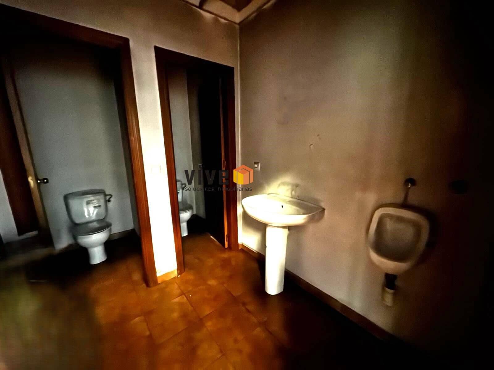 Business for sale in Bollullos de la Mitacion - € 680,000 (Ref: 9416023)