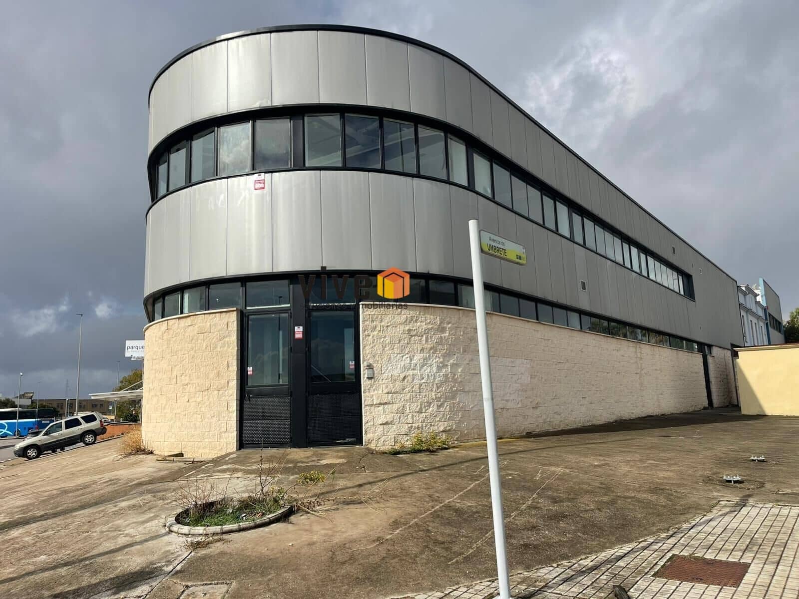 Business for sale in Bollullos de la Mitacion - € 680,000 (Ref: 9416023)