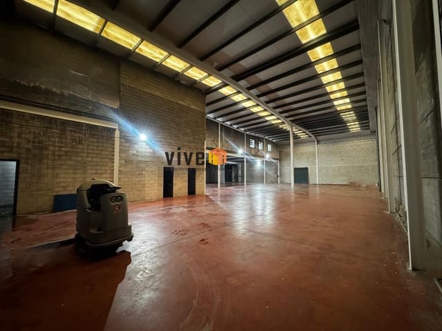 Business for sale in Bollullos de la Mitación - € 680,000 (Ref: 9416023)