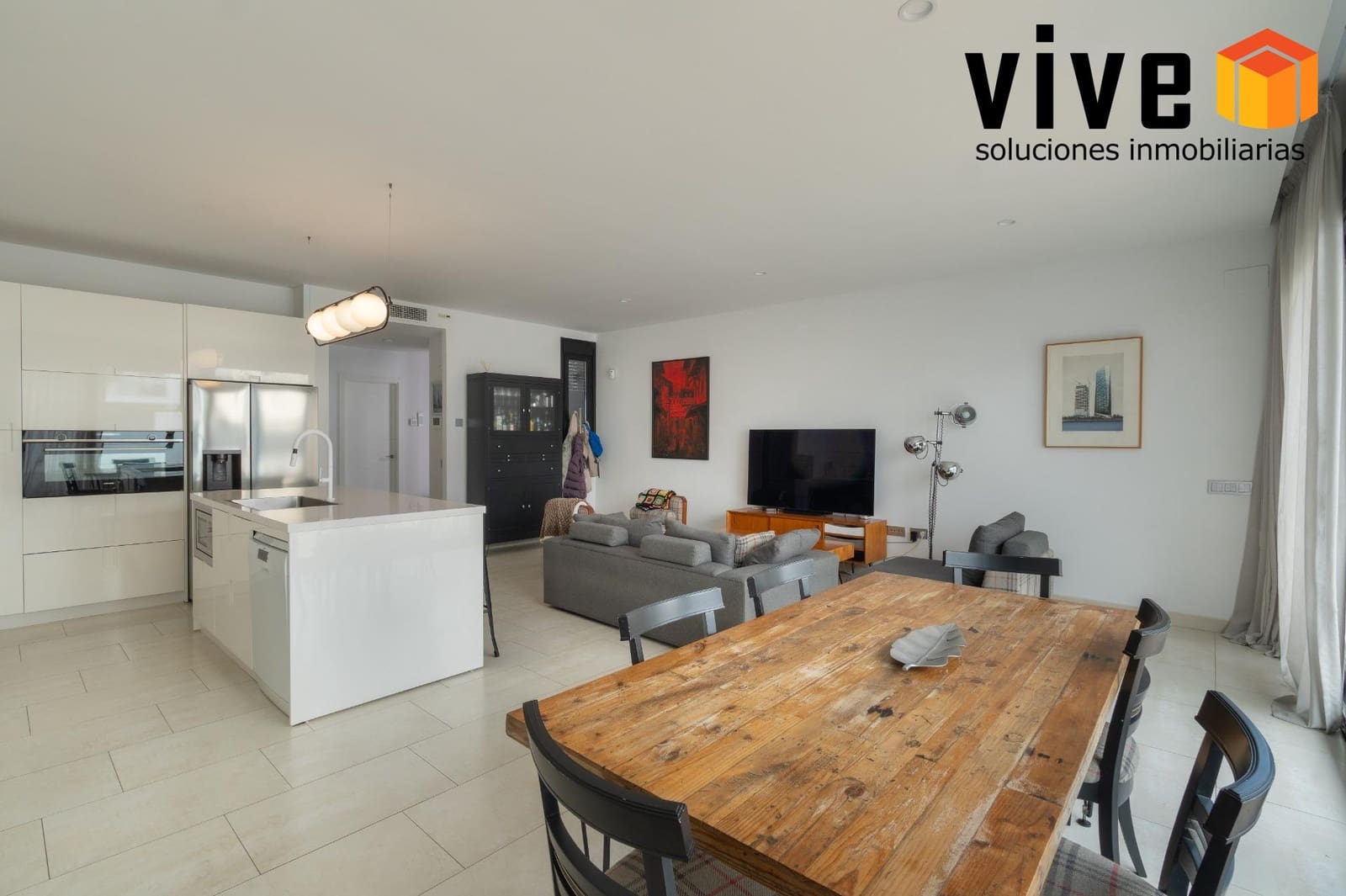 5 soverom Kjedet enebolig til salgs i Mairena del Aljarafe med svømmebasseng garasje - € 588 500 (Ref: 9548410)