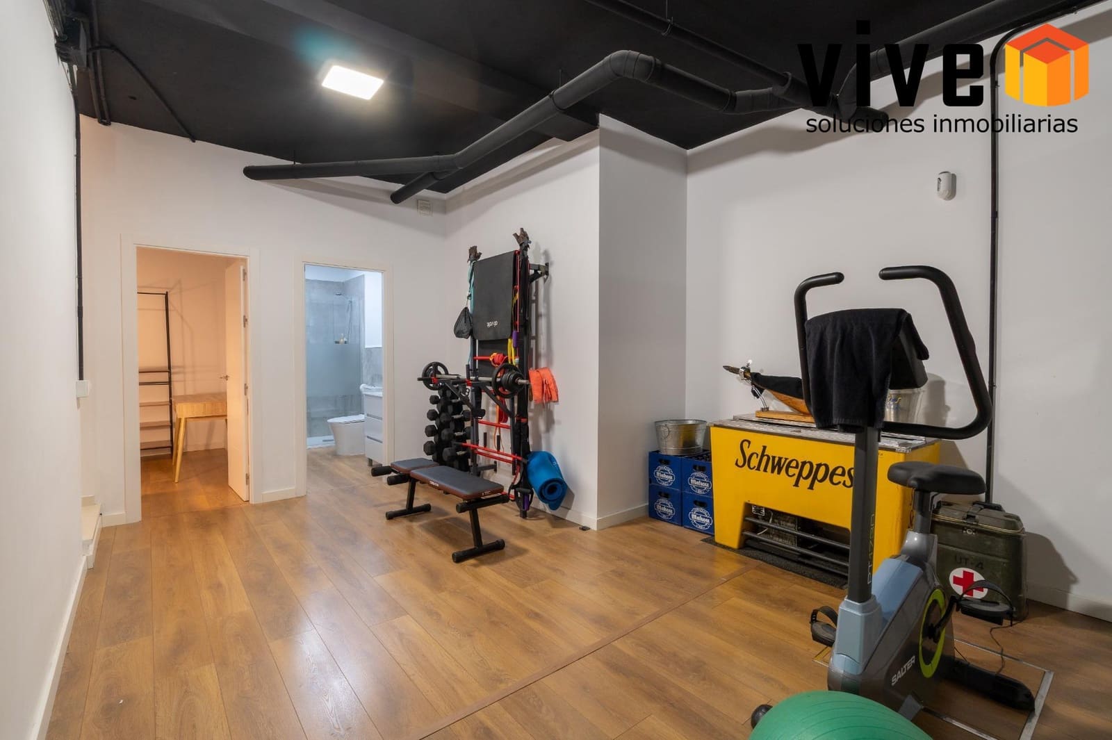 5 soverom Kjedet enebolig til salgs i Mairena del Aljarafe med svømmebasseng garasje - € 588 500 (Ref: 9548410)