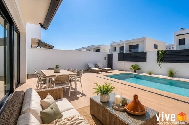 5 sovrum Semi-fristående Villa till salu i Mairena del Aljarafe med pool garage - 499 500 € (Ref: 9548410)