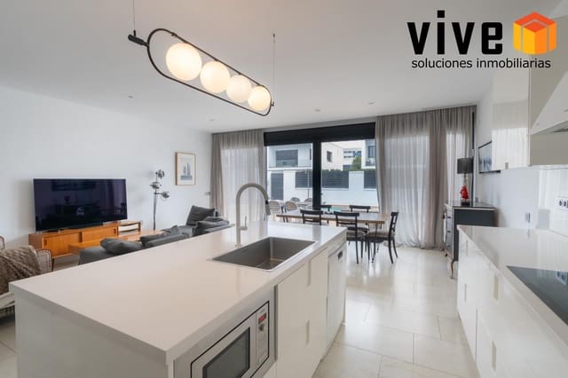 5 sovrum Semi-fristående Villa till salu i Mairena del Aljarafe med pool garage - 499 500 € (Ref: 9548410)