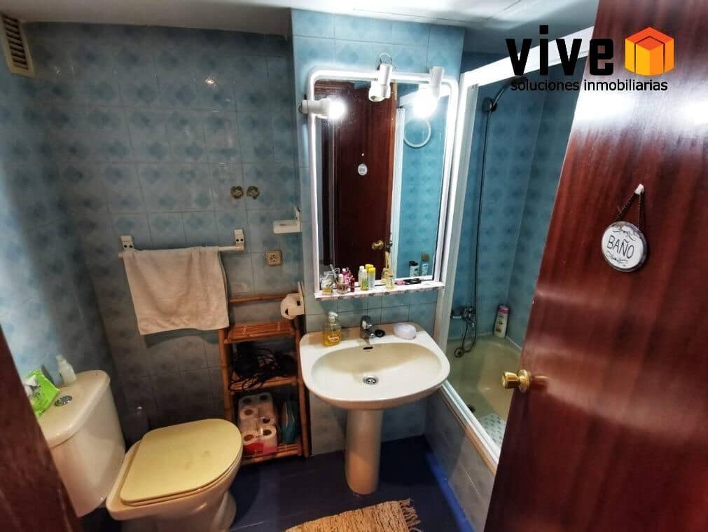 4 sovrum Lägenhet till salu i Sevilla stad med garage - 495 000 € (Ref: 9565401)