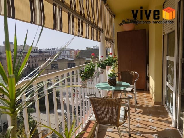 4 sovrum Lägenhet till salu i Sevilla stad med garage - 495 000 € (Ref: 9565401)