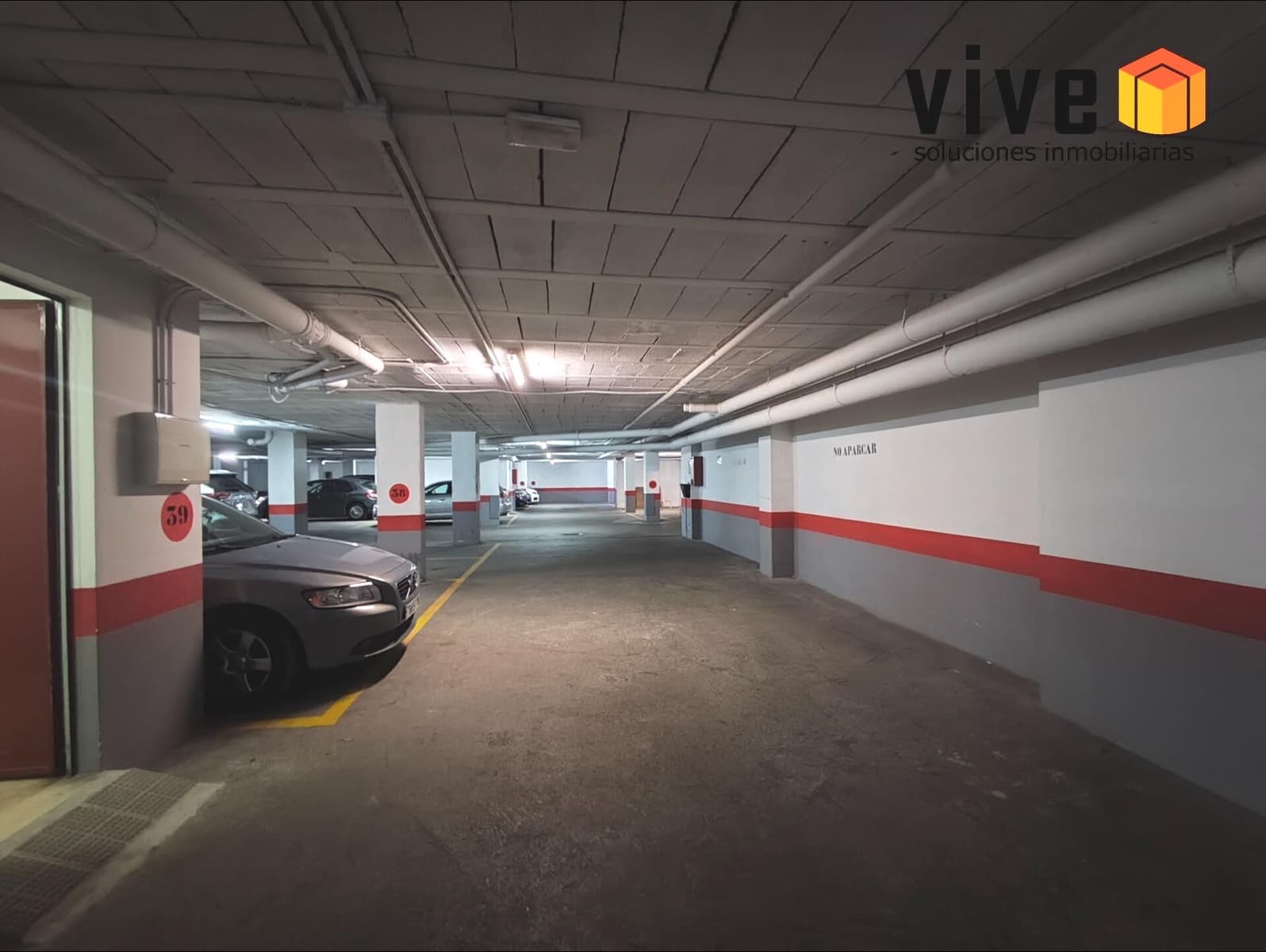 4 sovrum Lägenhet till salu i Sevilla stad med garage - 495 000 € (Ref: 9565401)
