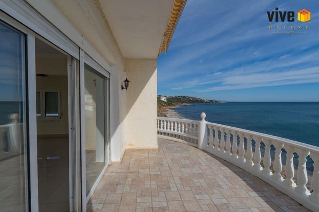 4 soveværelse Villa til salg i Sotogrande, San Roque med swimmingpool garage - € 2.950.000 (Ref: 9565702)