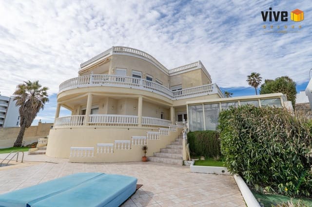 4 soveværelse Villa til salg i Sotogrande, San Roque med swimmingpool garage - € 2.950.000 (Ref: 9565702)