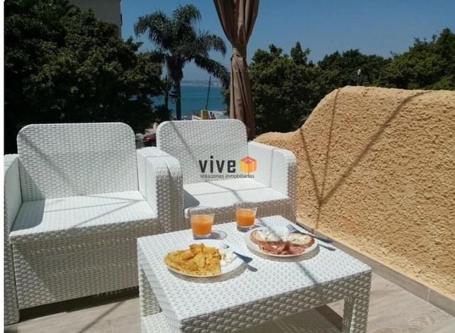 4 quarto Moradia para venda em Estepona com piscina garagem - 530 000 € (Ref: 9565703)