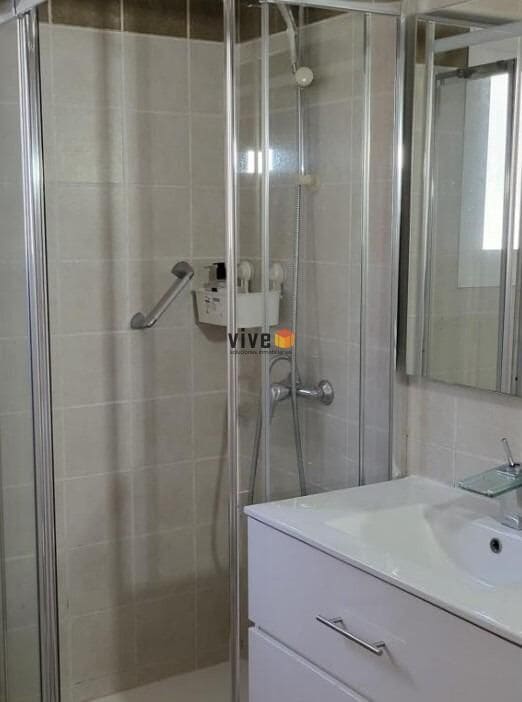 4 soveværelse Villa til salg i Estepona med swimmingpool garage - € 530.000 (Ref: 9565703)